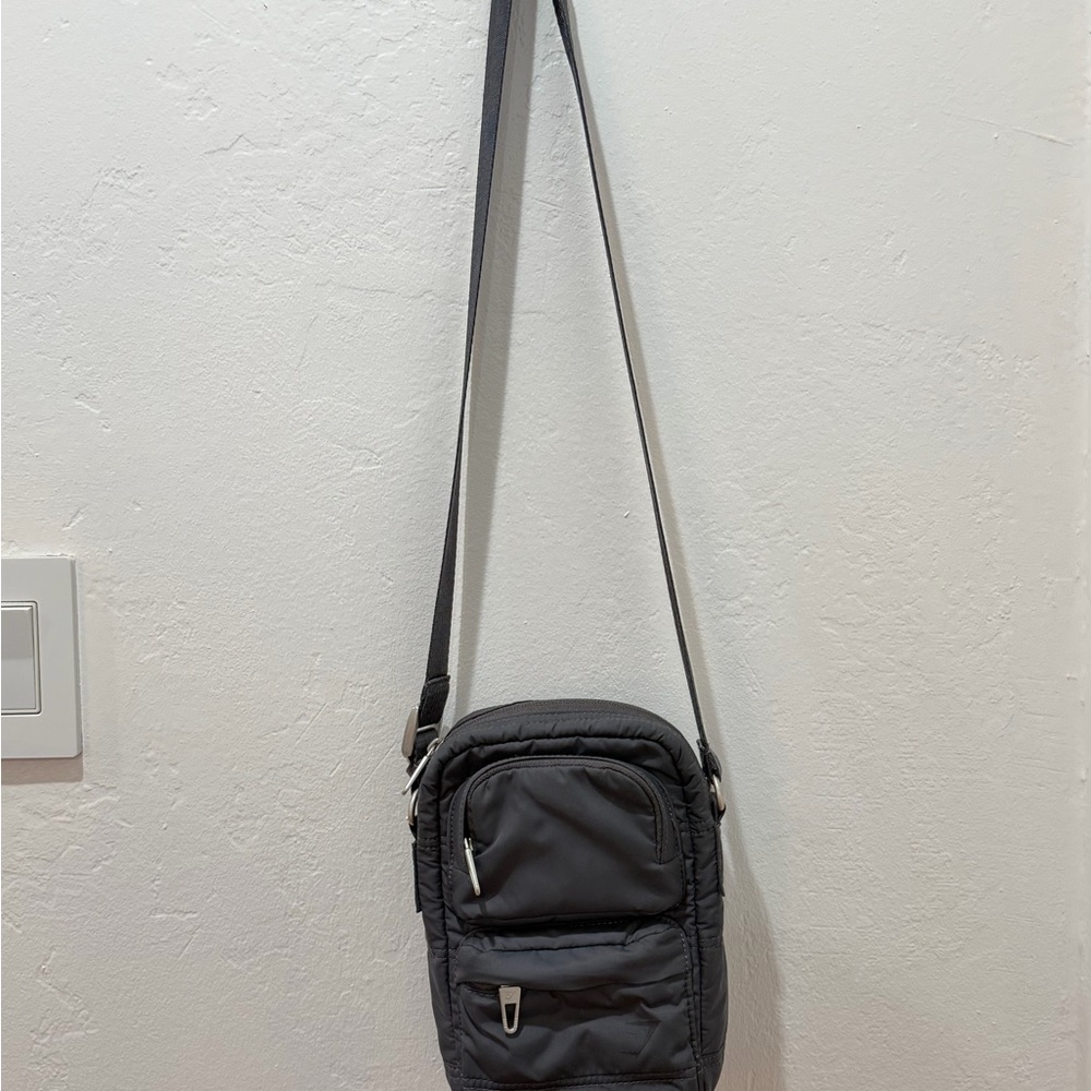 Gymshark Crossbody Bag